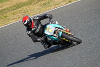 enduro-digital-images;event-digital-images;eventdigitalimages;mallory-park;mallory-park-photographs;mallory-park-trackday;mallory-park-trackday-photographs;no-limits-trackdays;peter-wileman-photography;racing-digital-images;trackday-digital-images;trackday-photos